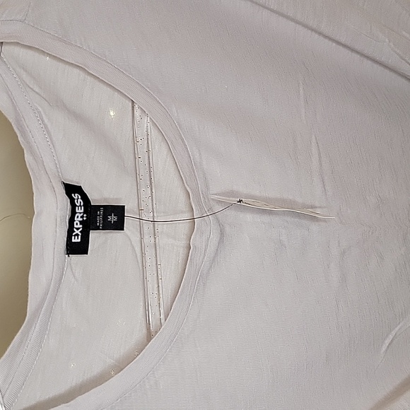 Express Tie Front Tee - Picture 3 of 5